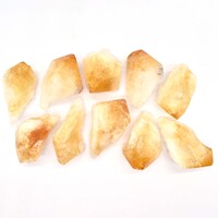Citrine Points [Medium (Type 4) 9-10pcs]