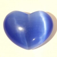 Dark Blue Cat Eye Heart Carving [Small]