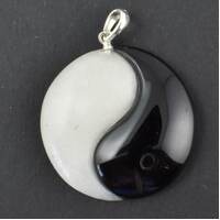 Black Onyx &amp; White Jade Yin Yang Pendant